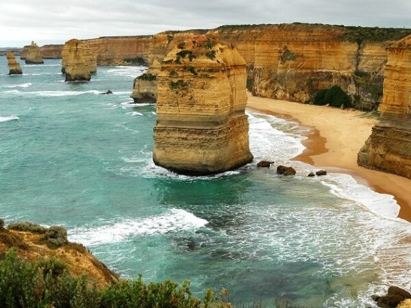 Great Ocean Road & 12 Apostles Day Tour